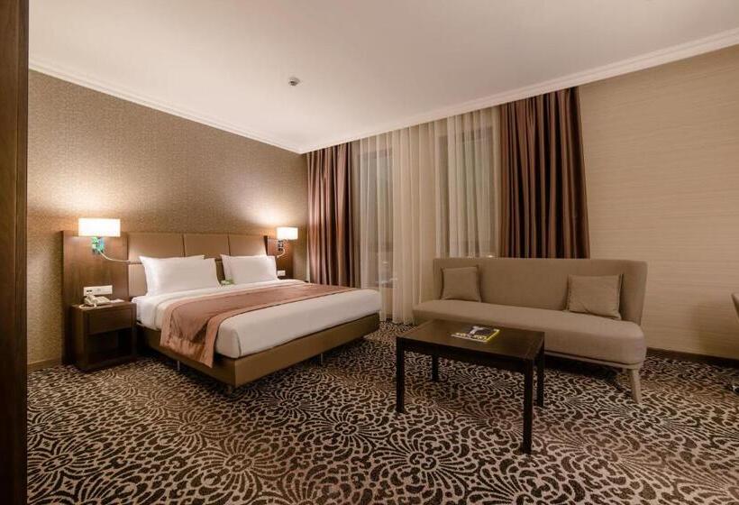 اتاق اجرایی با تخت بزرگ, Holiday Inn Aktau, An Ihg