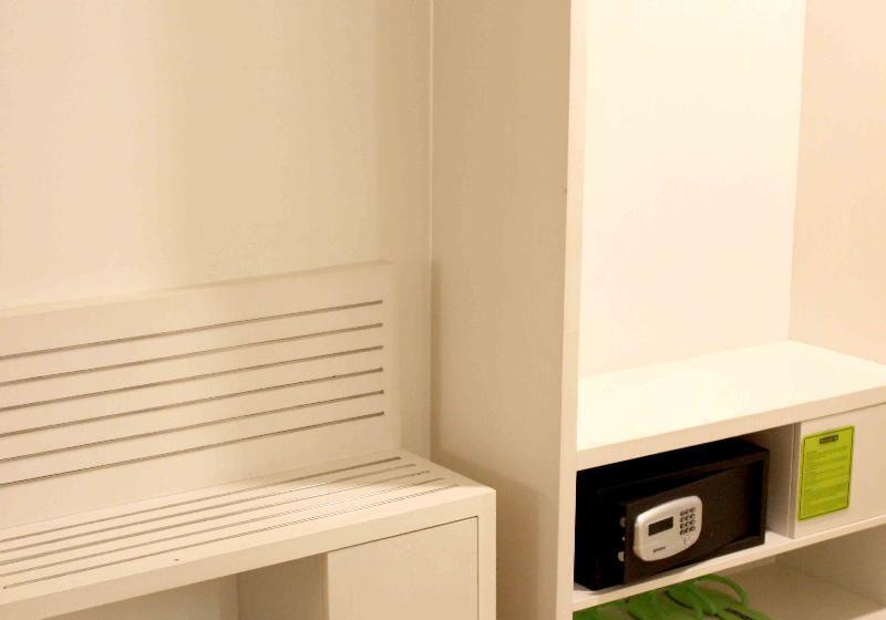 Номер Deluxe, Maxone Signature Glodok Jakarta