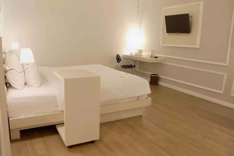 デラックスルーム, Maxone Signature Glodok Jakarta