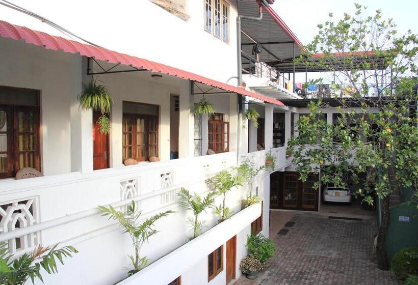 חדר דלוקס, Shanith Guesthouse Negombo