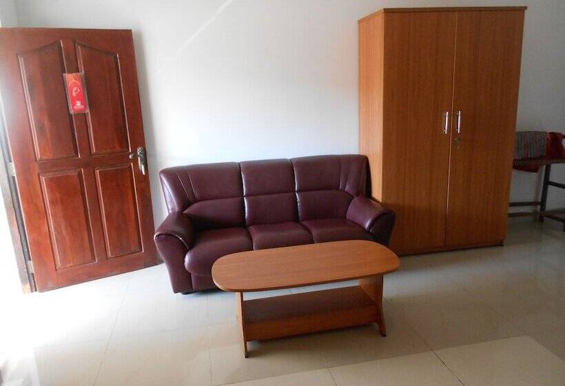 Четырехместный Номер Стандарт, Shanith Guesthouse Negombo