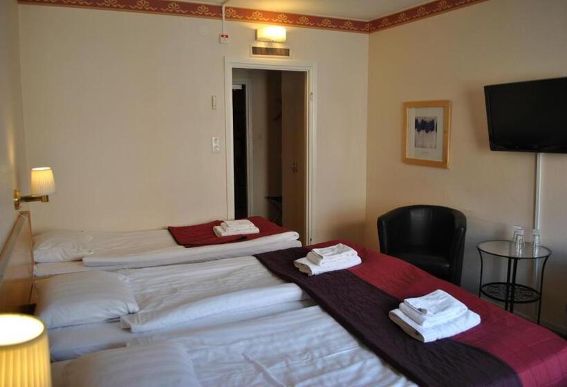 Номер Стандарт Трехместный, Solsta Hotell