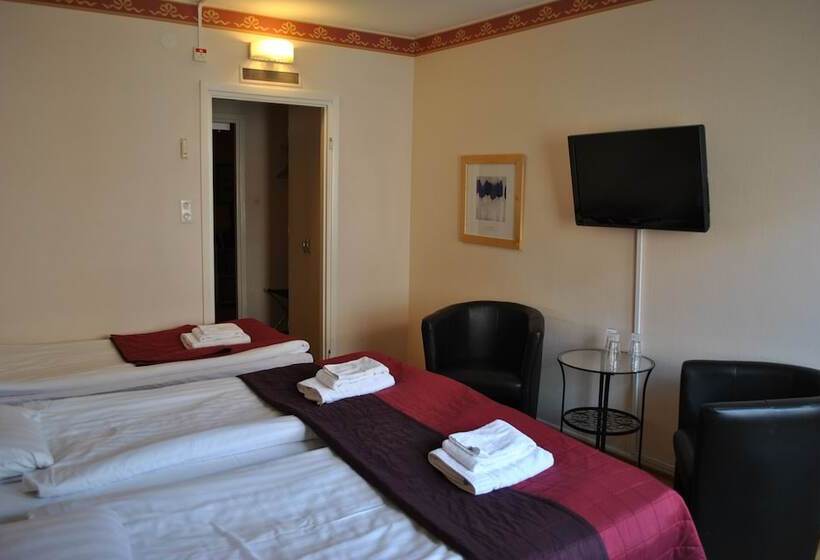 Номер Стандарт Трехместный, Solsta Hotell