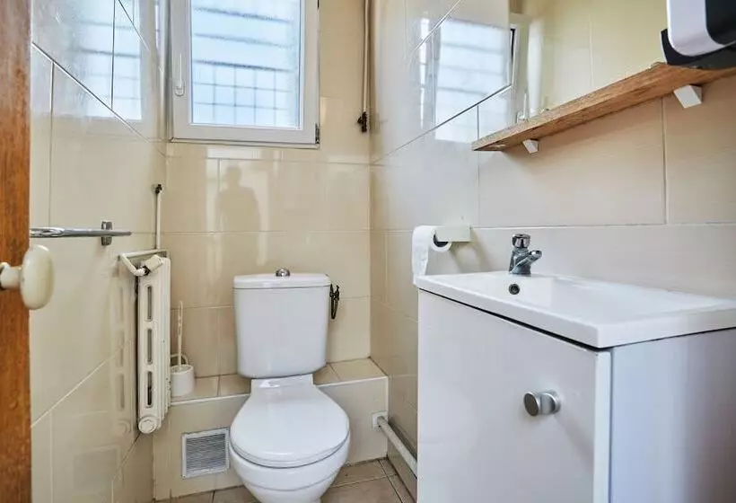 Camera Standard Singola Bagno Condiviso, Tiquetonne