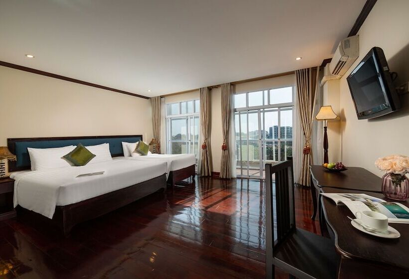 家庭间, Vientiane Golden Sun Hotel & Spa