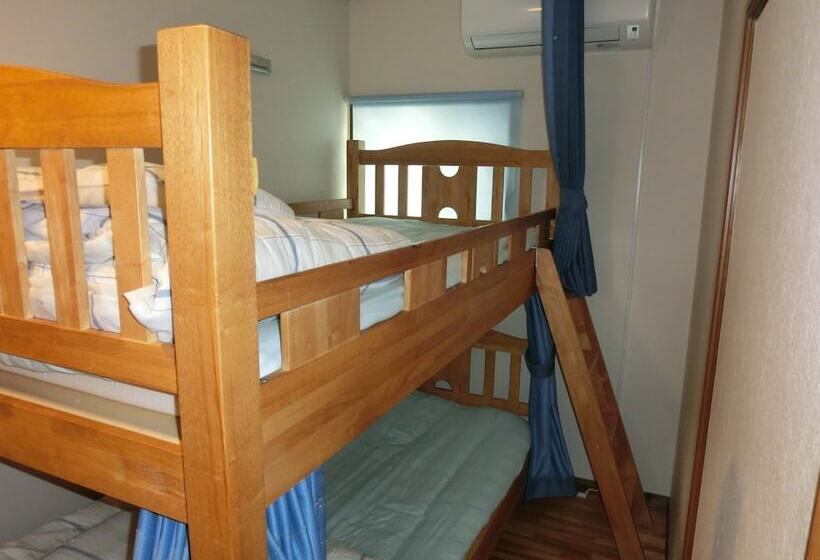 اتاق استاندارد با تختخواب دوطبقه و حمام مشترک, Mt Fuji Hostel Michaels