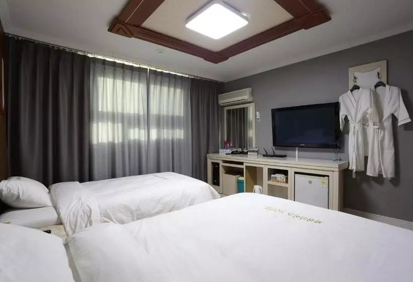 اتاق سوپریور, Paradaise Motel