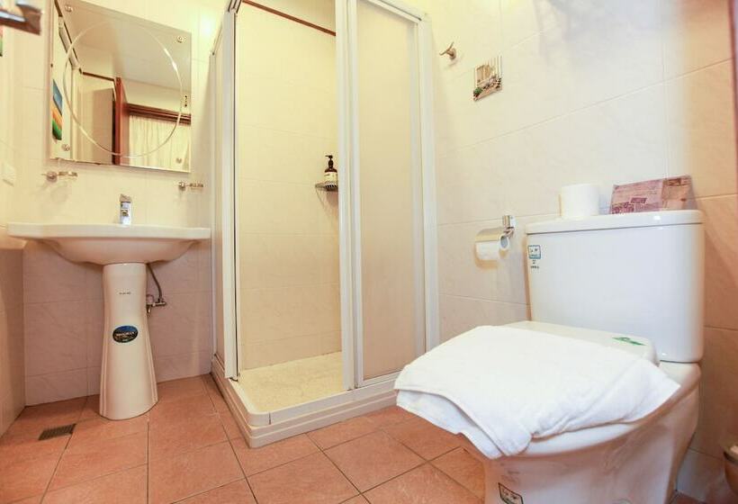 اتاق استاندارد, Balawua House