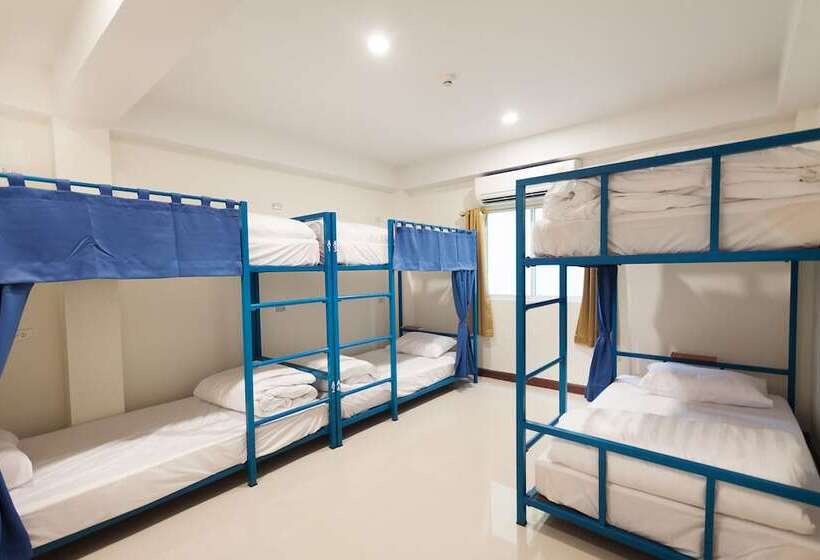 מיטה בחדר משותף, Happy Hostel