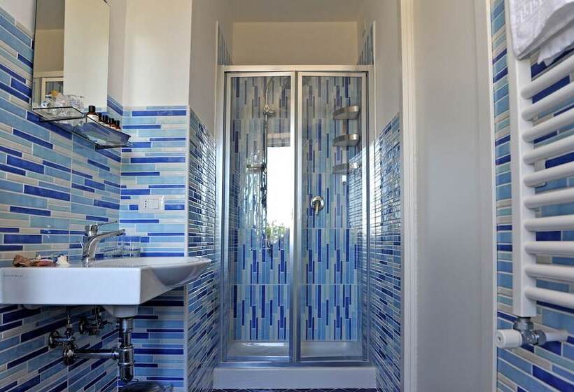 اتاق لوکس, Il Leone Di Mare