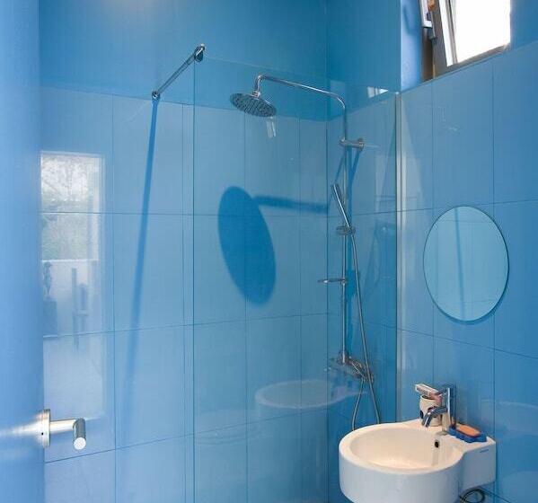 Номер Стандарт, Motif No.1 Guest House