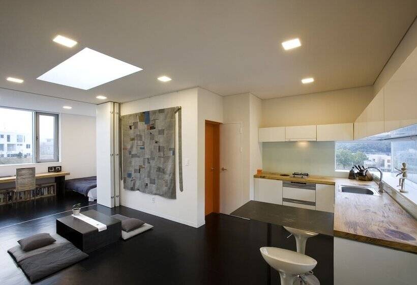 Cameră Standard, Motif No.1 Guest House