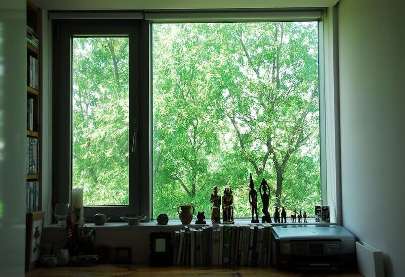 Quarto Estandar, Motif No.1 Guest House