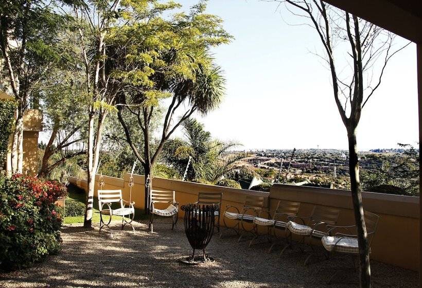 בית, 3 חדרי שינה, Opikopi Guest House