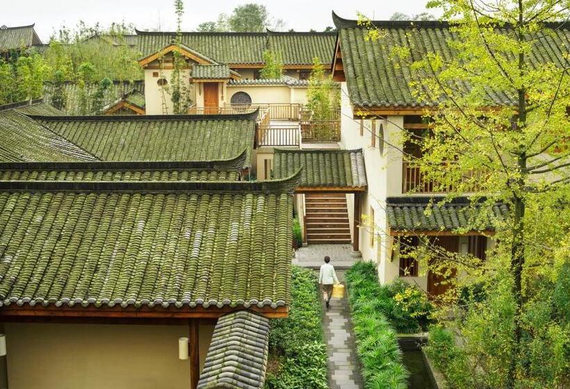 Люкс, Six Senses Qing Cheng Mountain