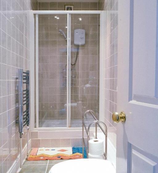 غرفة قياسية, Aragon House