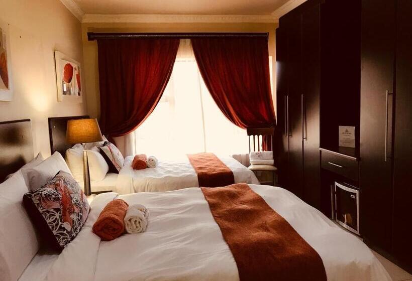 חדר סטנדרט לארבעה, Jay And Bee Guest House