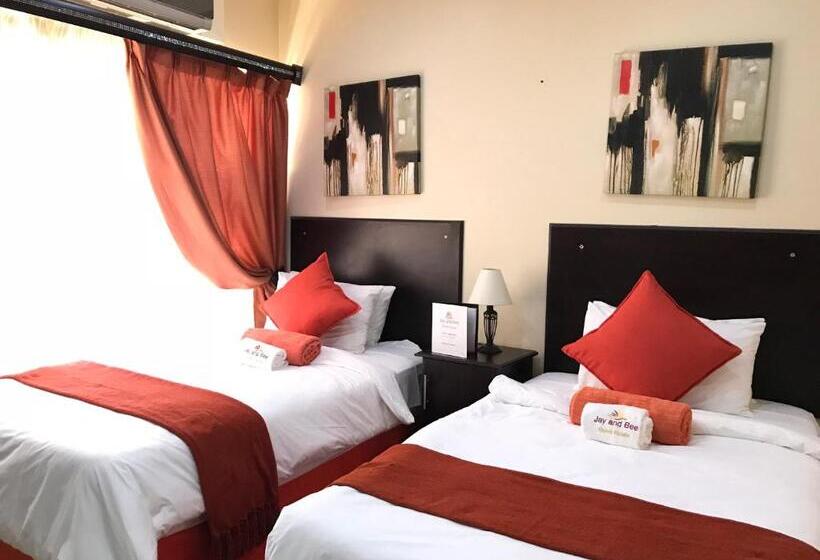 חדר סטנדרט לארבעה, Jay And Bee Guest House