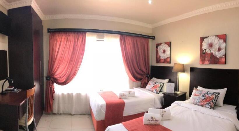 חדר דלוקס, Jay And Bee Guest House
