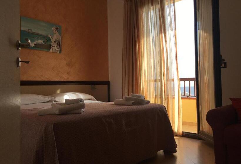 סוויטה, Albergo Perseo