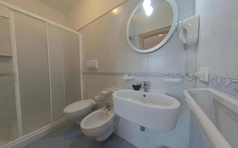 Quarto Superior, Albergo Perseo