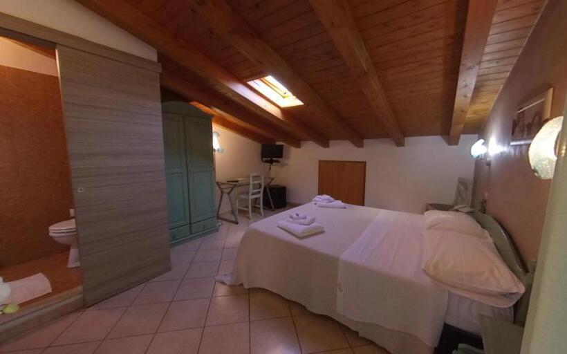Quarto Estandar, Albergo Perseo
