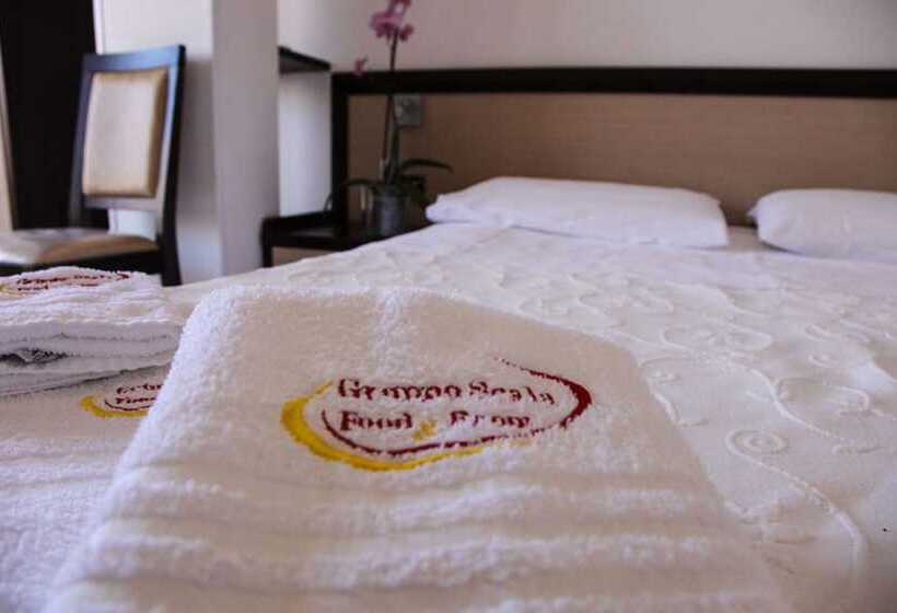 Quarto Superior, Albergo Perseo