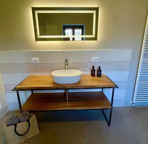 キングサイズベッドのデラックススイート, Guesthouse Corte Marzago   Adults Friendly