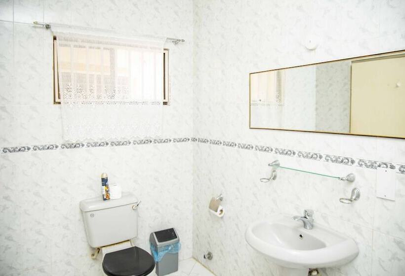 غرفة قياسية, Forte Royale