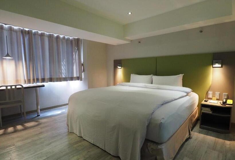 اتاق لوکس, Horizon Inn