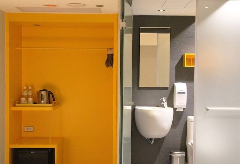 اتاق لوکس, Horizon Inn