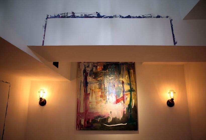 اتاق استاندارد, Just As Inn