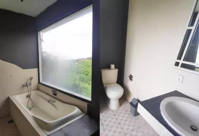 سوییت لوکس, Pecatu Guesthouse