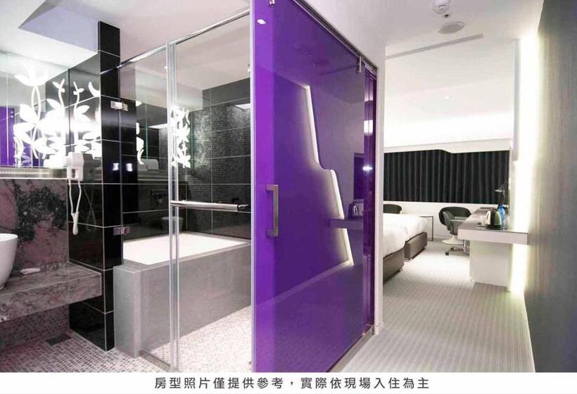 اتاق استاندارد با چشم‌انداز شهر, Royal Hotel Group  Central Park Branch