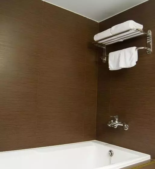 اتاق لوکس, The Riverside Hotel Esthetics