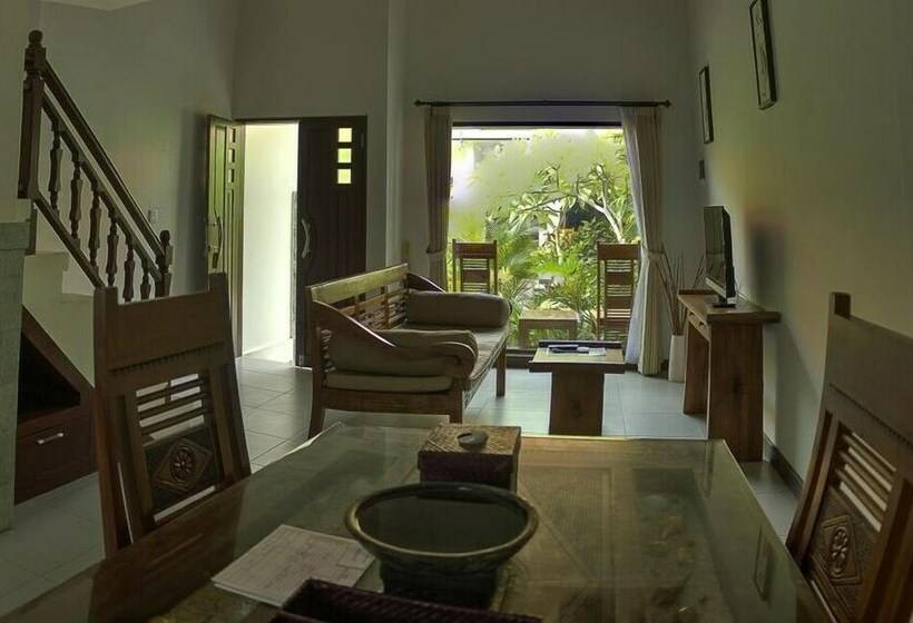 شقة غرفة واحدة, La House Apartment