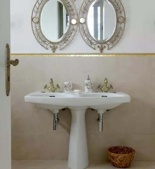 سوییت, Dar Marsa Cubes