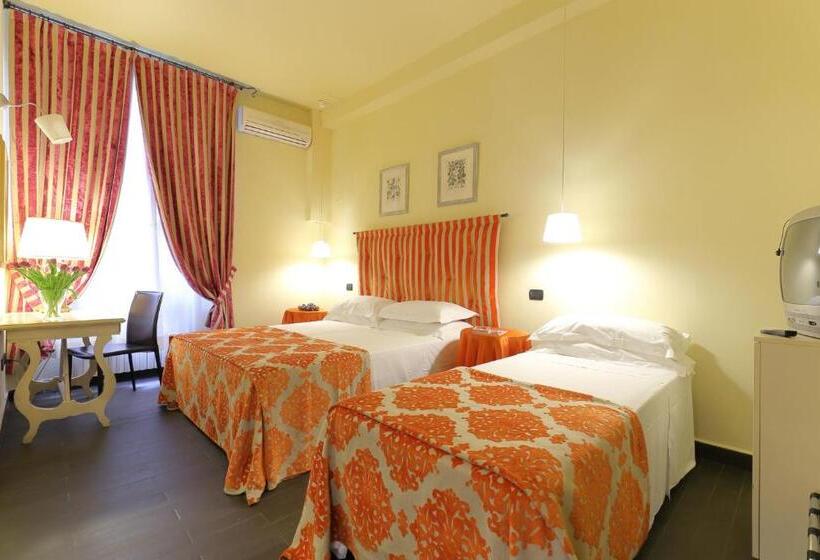 اتاق استاندارد سه نفره, Relais Lavagnini Florence