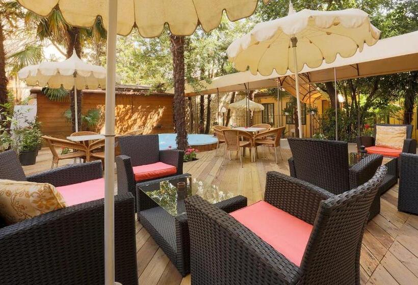 اتاق استاندارد سه نفره, Relais Lavagnini Florence