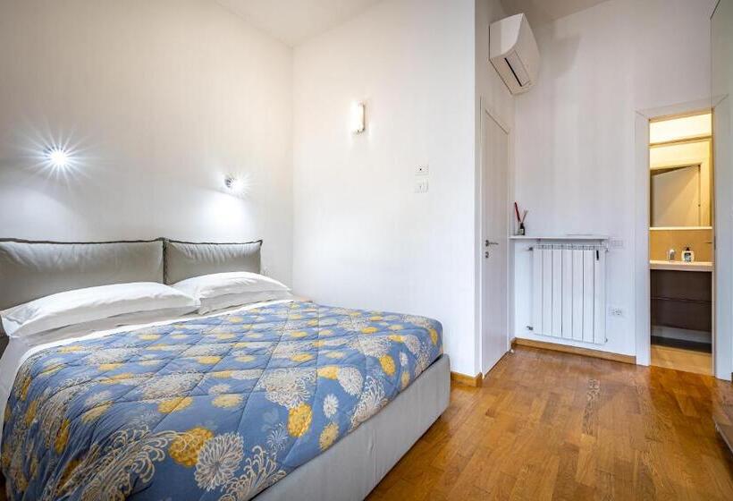 آپارتمان 2 خوابه, Relais Lavagnini Florence