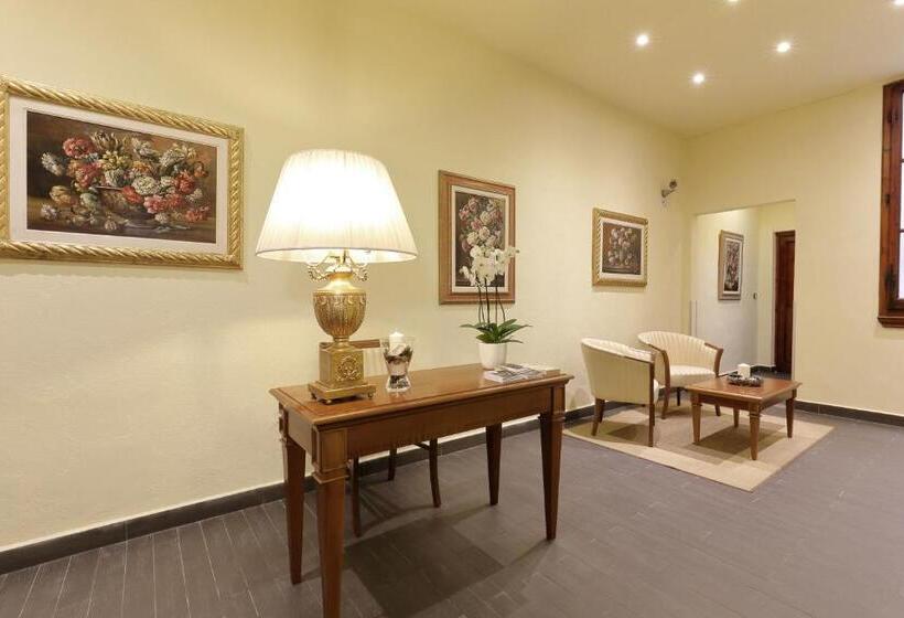 اتاق اکونومی, Relais Lavagnini Florence