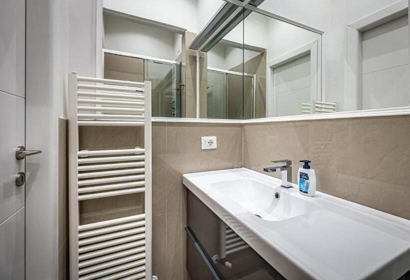 آپارتمان 2 خوابه, Relais Lavagnini Florence