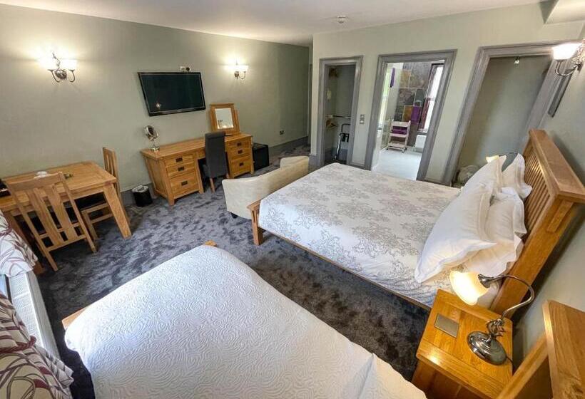 Трехместный Номер Superior, Wildercombe House