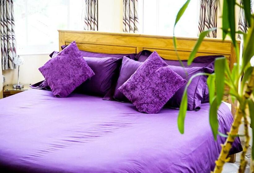 סוויטה נוף לים, Wildercombe House