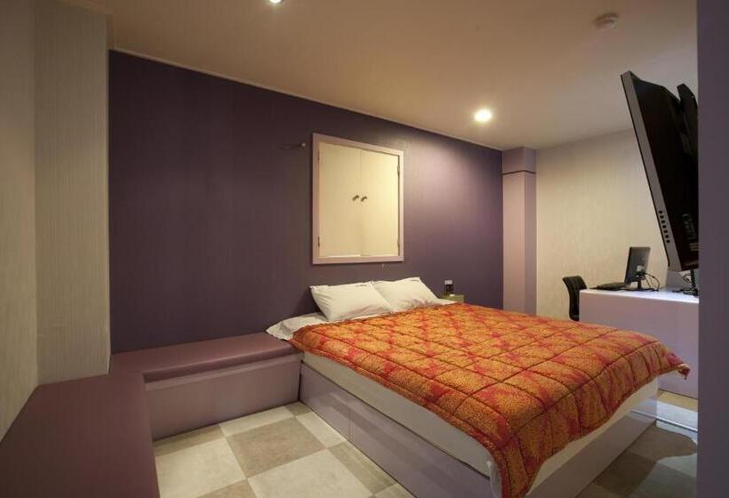 Номер Superior, Max Motel   Sasang