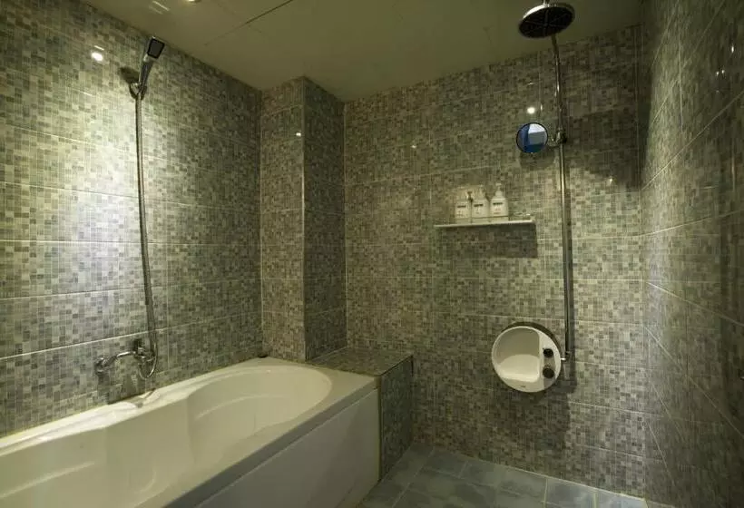 اتاق سوپریور, Max Motel   Sasang