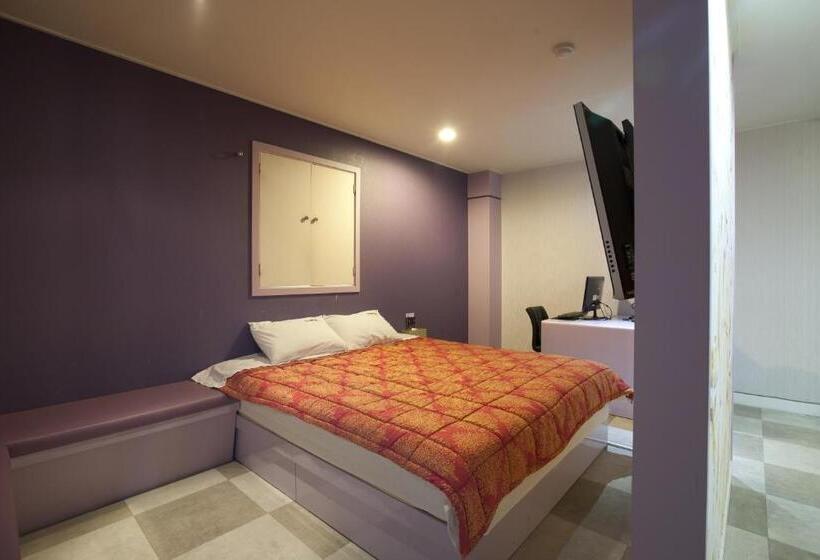 Номер Superior, Max Motel   Sasang