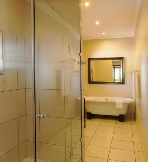 חדר סטודיו סטנדרד, Whispering Waters