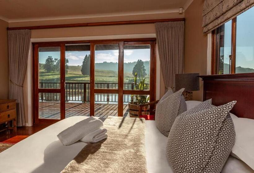 בקתה, Whispering Waters