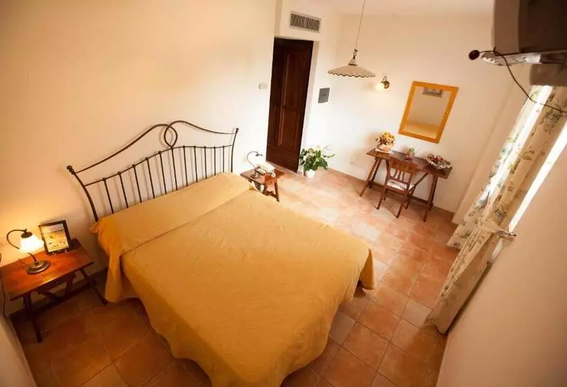 デラックスルーム, Agriturismo La Vecchia Fattoria